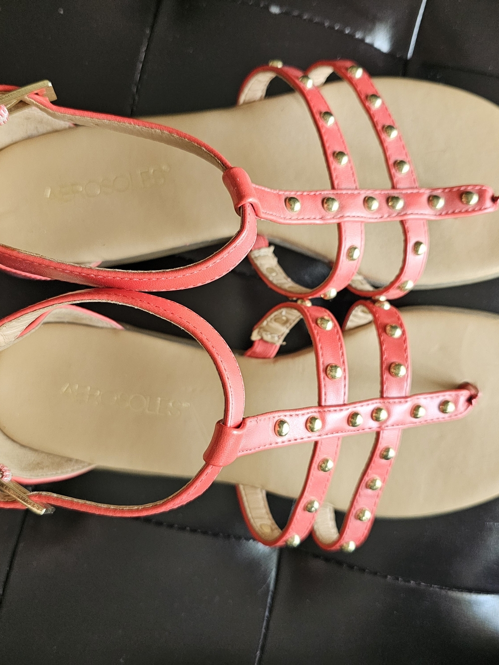 Aerosoles Sz 9M Coral Studded T-Strap Sandals